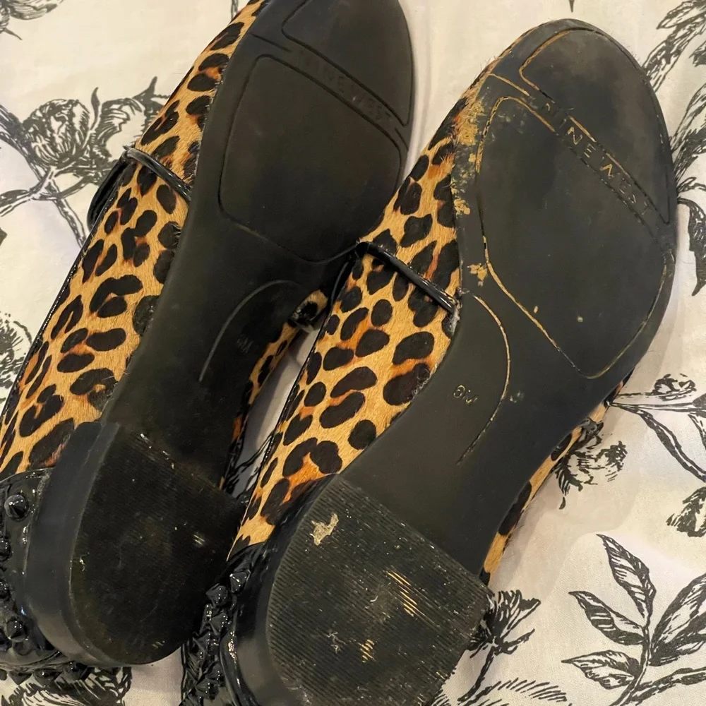 Nine West 6 Animal Print/Studded Back Slip Ons Cow Fur Leather Upper Real Fur‎